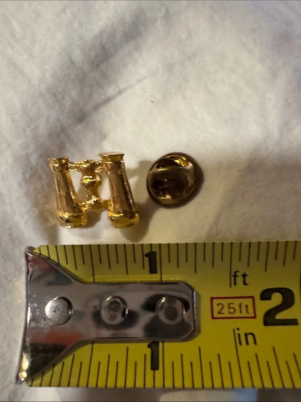 Gold tone Binoculars Lapel Pin / Tie Tack - Vintage Inspired